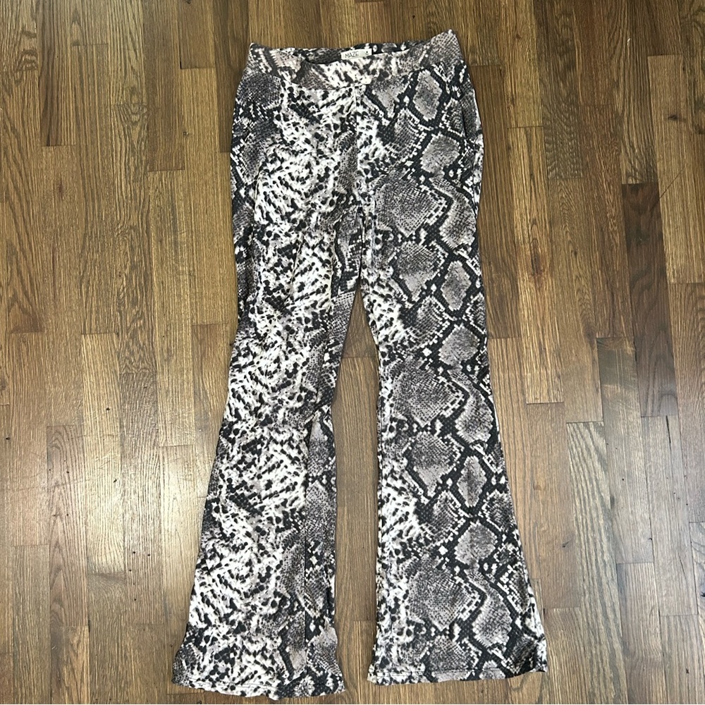 Animal print plants